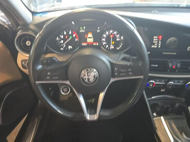 Alfa Romeo Giulia Q4 Sport 2.0 285KM 2018r. oferta w transporcie Kampinos - zdjęcie 5