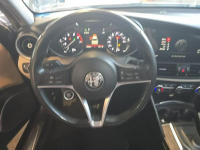 Alfa Romeo Giulia Q4 Sport 2.0 285KM 2018r. oferta w transporcie Kampinos - zdjęcie 5