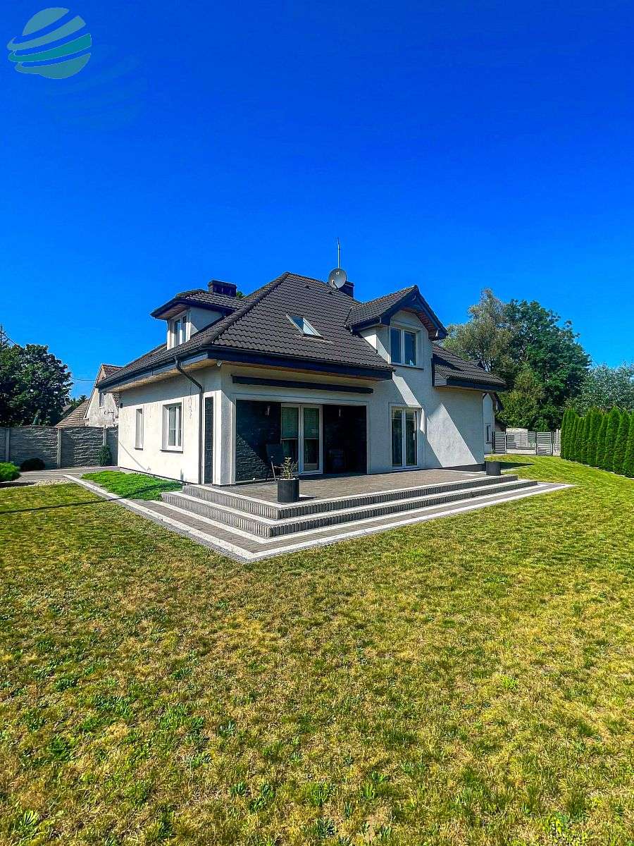 Dom wolnostojący z garażem na sprzedaż Sławno Warszkowo - zdjęcie 3