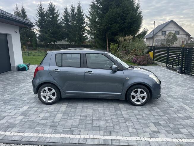 Suzuki Swift IV 2007 Rzeszów - zdjęcie 3