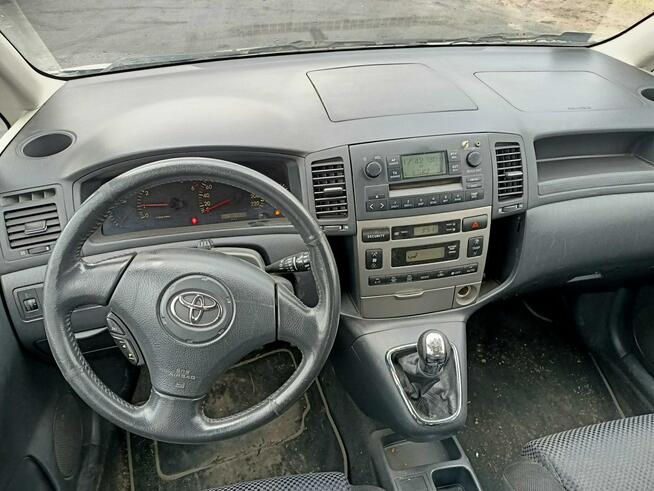 Toyota Corolla Verso 2.0D-4D 90km 02r Tarnów - zdjęcie 7