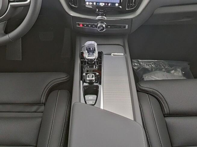 Volvo XC 60 B5(B) AWD Black Edition Ultra *Gwarancja*FV23%* Tychy - zdjęcie 6