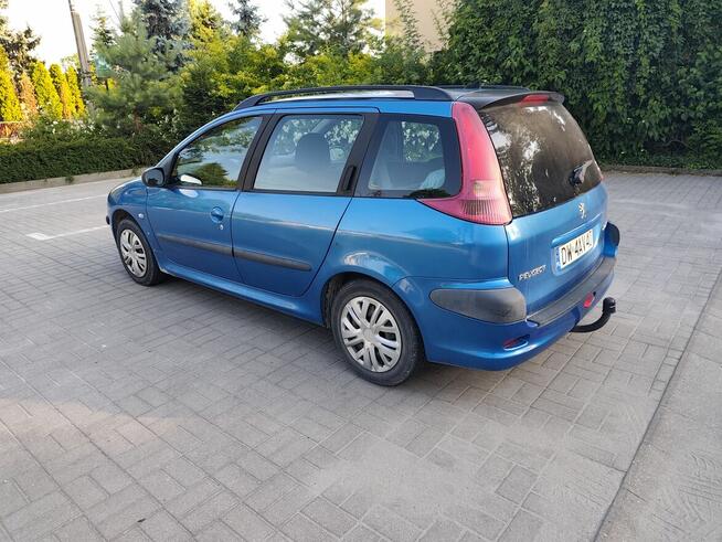 Peugeot 206 1.4 75KM 2004r Wrocław - zdjęcie 2