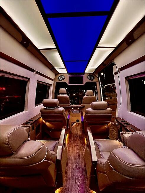 Mercedes Sprinter 9 osobowy VIP Warszawa - zdjęcie 2