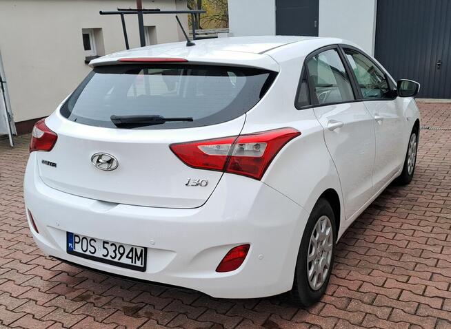 Hyundai i30 benzyna 5 drzwi niski przebieg Kalisz - zdjęcie 7