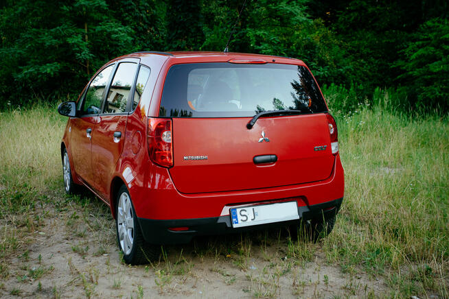 Mitsubishi Colt 1.1 benzyna 2009 Garażowany OC Przegląd Jaworzno - zdjęcie 5