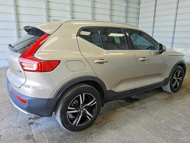 2023 VOLVO XC40 PLUS Kraków - zdjęcie 3