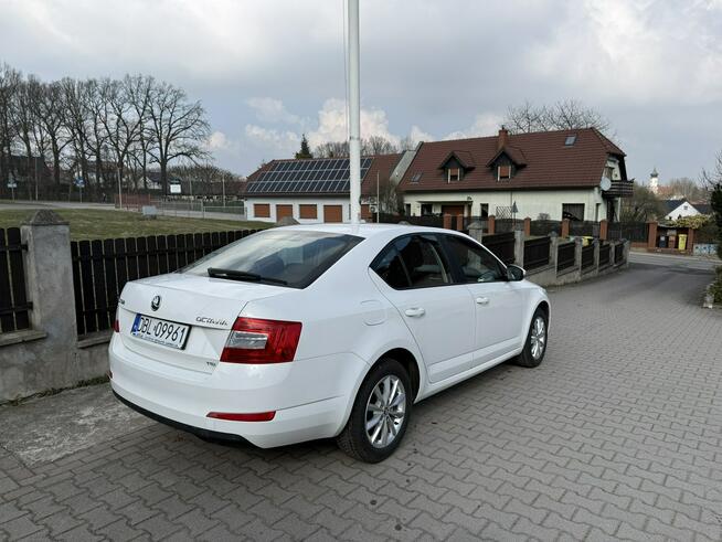 Škoda Octavia 1,2 Tsi 105ps ładna świeżo zarejestrowana  na pasku Bolesławiec - zdjęcie 3