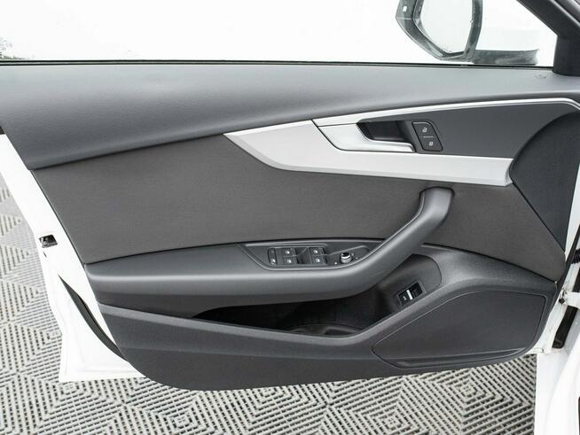 Audi A4 GD6M398#35 TFSI mHEV S tronic Podgrz.f Ambient Salon PL VAT23% Gdańsk - zdjęcie 10