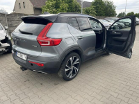 Volvo XC 40 R design T5 AWD HAK Skóra Kamera Pamięć Panorama Virtual Gliwice - zdjęcie 4