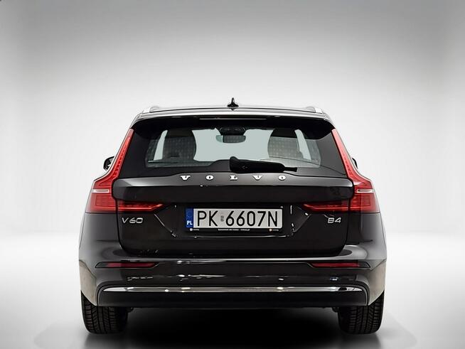 Volvo V60 B4 D Plus Bright aut ! Z Polskiego Salonu ! Faktura Vat ! Warszawa - zdjęcie 4