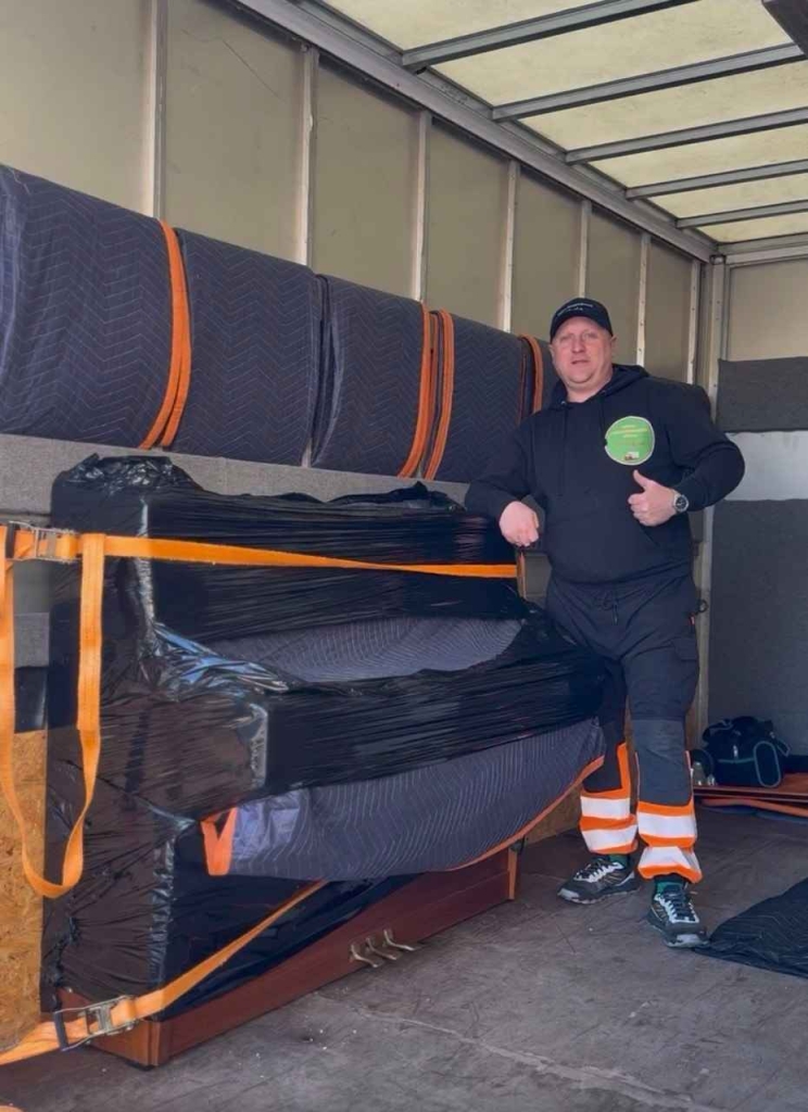 Super Przeprowadzki Mario Przeprowadzki Transport Schodołazy Bydgoszcz - zdjęcie 4