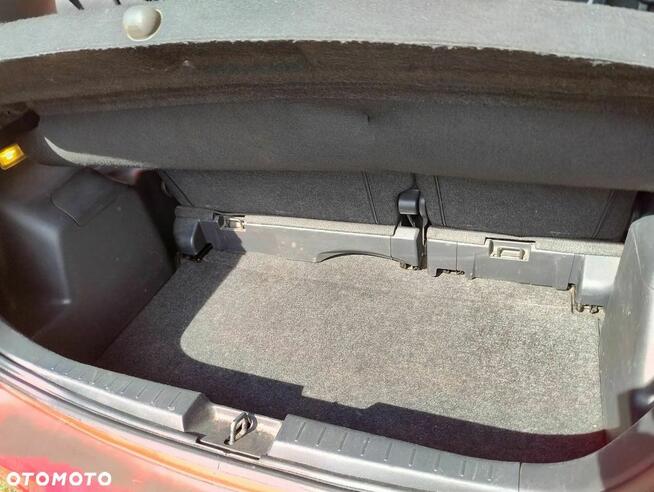 Toyota Yaris 1.0 Luna Częstochowa - zdjęcie 10