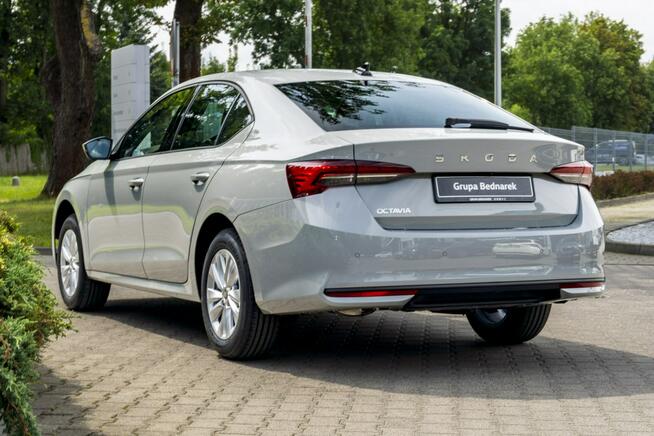 Škoda Octavia Drive Essence 1.5 TSI 115 KM - Dostępna od ręki! Łódź - zdjęcie 10