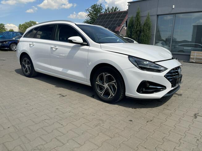 Hyundai i30 1.5l LED HAK Kamera Podgrzewanie Klimatronik Gliwice - zdjęcie 4