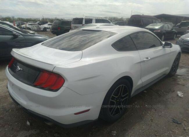 Ford Mustang 2019, 2.3L, od ubezpieczalni Warszawa - zdjęcie 4