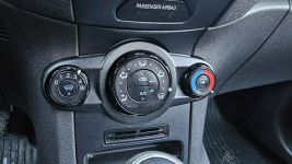 Ford Fiesta 1,3 pb * ładna* Chełm Śląski - zdjęcie 11