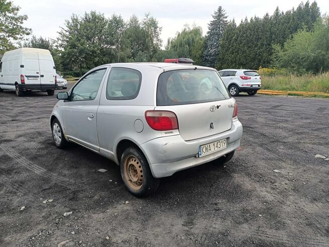 Toyota Yaris 1.3 03r Tarnów - zdjęcie 3