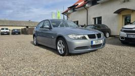 BMW 318 sedan
