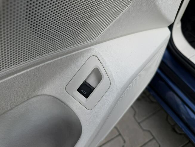 Volkswagen Passat 2.0 TDI 150 KM Comfortline Salon PL Łódź - zdjęcie 11