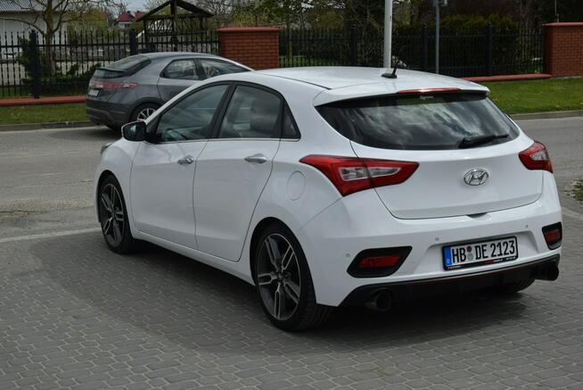 Hyundai i30 1.6 TGDI 185KM Navi Kamera 2015r Sprowadzony Tarnogród - zdjęcie 12