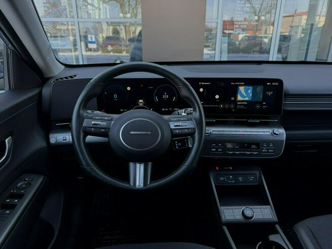 Hyundai KONA EV 65 kWh (218KM) Executive + Heat Pump Piotrków Trybunalski - zdjęcie 2