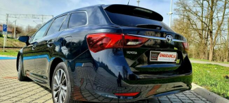 Toyota Avensis 1.6 D4D Touring Sport Executive Więcławice Stare - zdjęcie 11