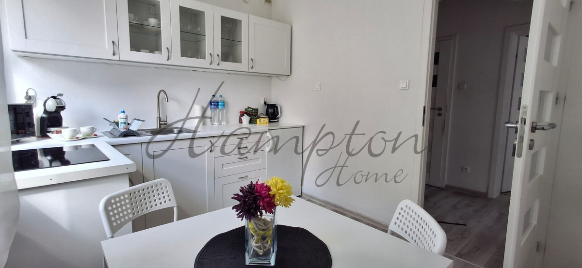 Dwa ciche piękne pokoje w ścisłym centrum Śródmieście - zdjęcie 4