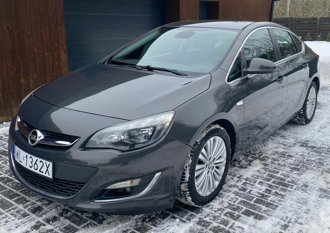 Opel Astra J - Mega Wyposażenie - BEZWYPADKOWA - KOLOR Legionowo - zdjęcie 2