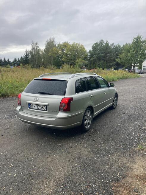 Toyota Avensis Kombi 2.0 VVT-i 147 KM LIFT manual full opcja Oborniki Śląskie - zdjęcie 3