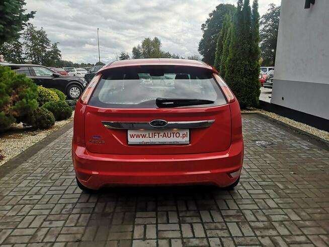 Ford Focus 1.8 16v 125KM Klimatronic Xenon Halogeny Alu Sprowadzony Strzegom - zdjęcie 7