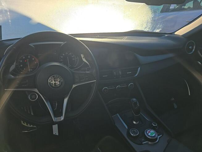 Alfa Romeo Giulia Wersja Ti / AWD / niski przebieg Chwaszczyno - zdjęcie 7