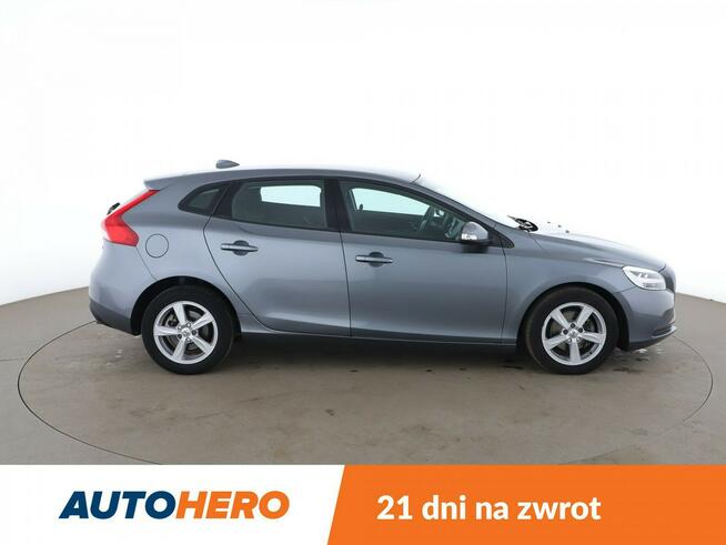 Volvo V40 2.0D 6MT Klimatronik Navi Tempomat Asystenci  PDC Warszawa - zdjęcie 8