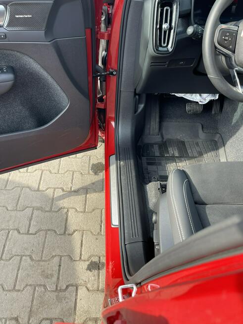 Volvo XC 40 R design B4 mHEV Skóra Kamera Pamięć Podgrzewanie Virtual Gliwice - zdjęcie 6