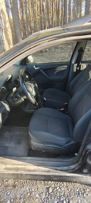 Skoda kombi 2010 1.6 Benz.gaz Legionowo - zdjęcie 4