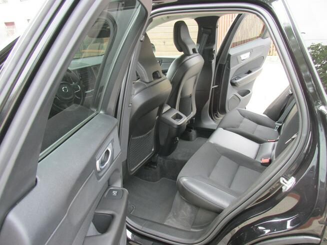 Volvo XC 60 z Gwarancją Bezwypadkowy Model 2020r Żyrardów - zdjęcie 10