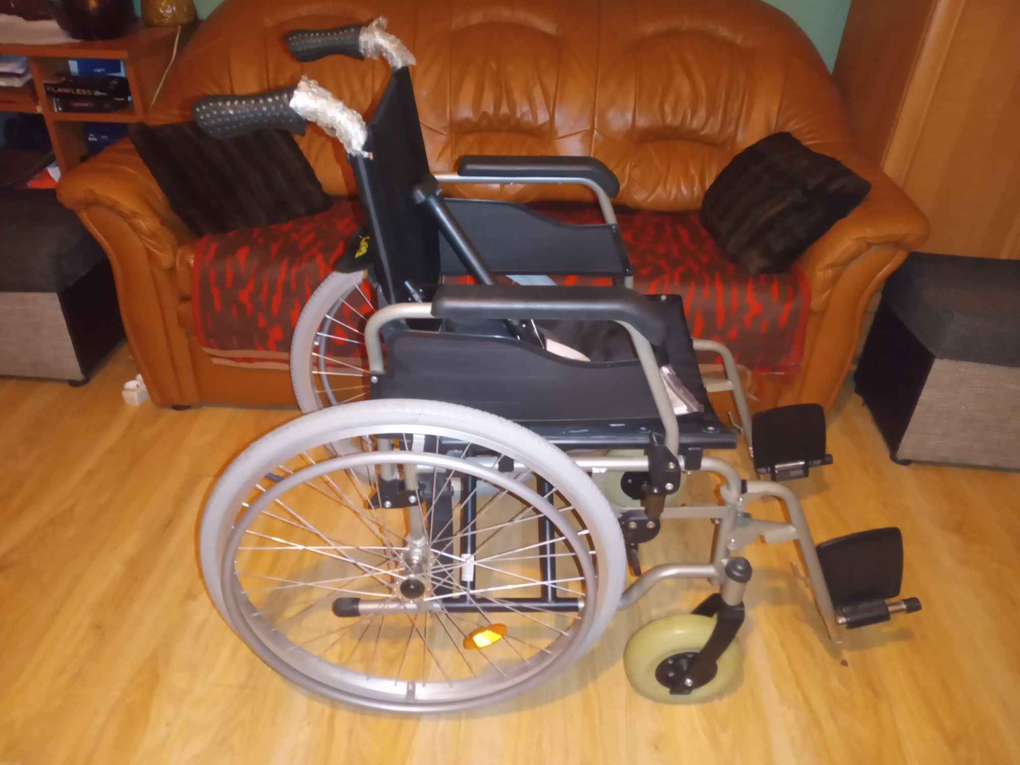 Wózek inwalidzki VITEA CARE Sosnowiec - zdjęcie 1