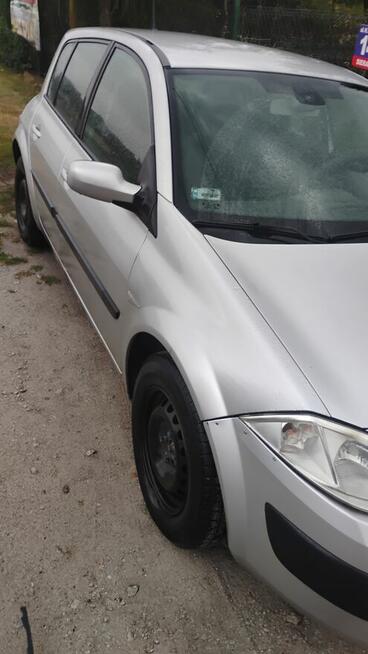 Syndyk sprzeda samochód osobowy marki Renault Megane Warszawa - zdjęcie 3