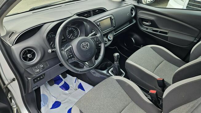 Toyota Yaris Warszawa - zdjęcie 4