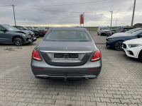 Mercedes E 200 Skóra Automat Kamera Podgrzewanie Ambiente  HAK Gliwice - zdjęcie 3