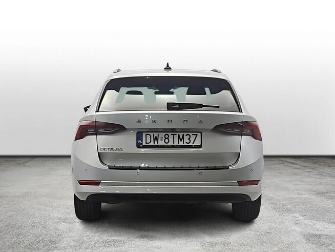 Škoda Octavia 2.0 TDI Ambition ! Z Polskiego Salonu ! Faktura Vat ! Warszawa - zdjęcie 4