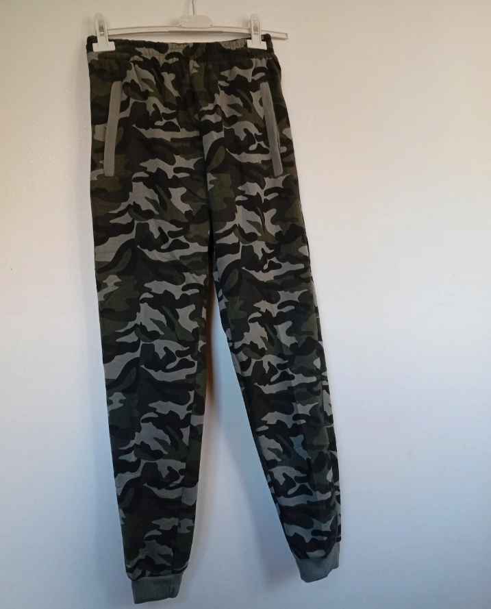 Spodnie dresowe ocieplane moro ze ściągaczem Jaworzno - zdjęcie 1