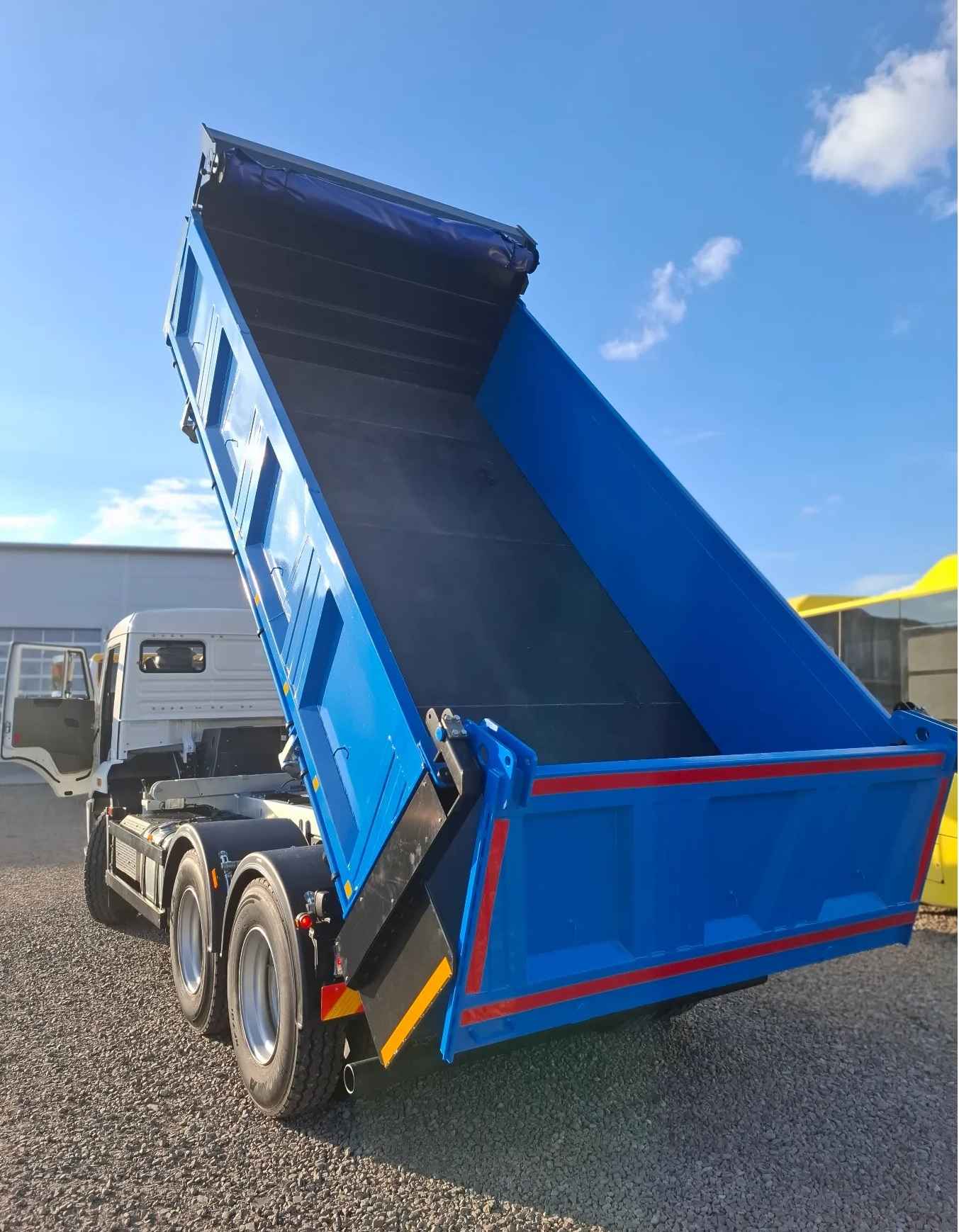 Wywrotka 6x4 - Kamaz 6x4 Cummins + ZF, 3 lata gwarancji! Głogoczów - zdjęcie 7