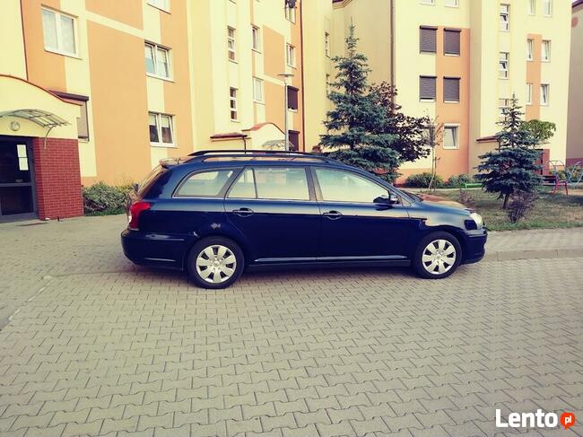 TOYOTA AVENSIS 2.0 D4D 126 KM Kalisz - zdjęcie 1