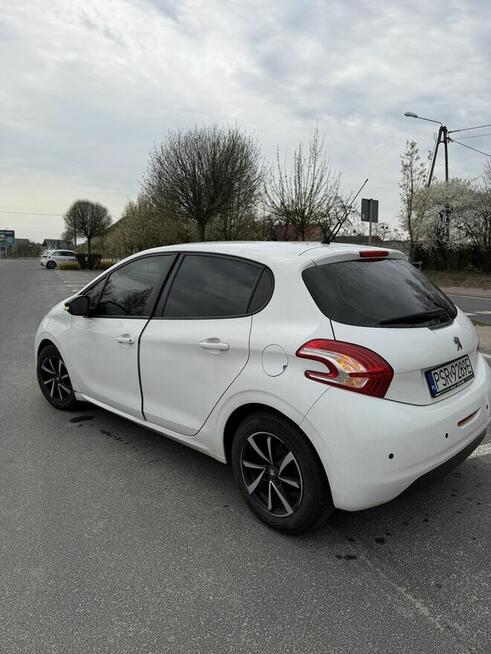 Peugeot 208 2012 r. 1.4 Diesel. Swarzędz - zdjęcie 5