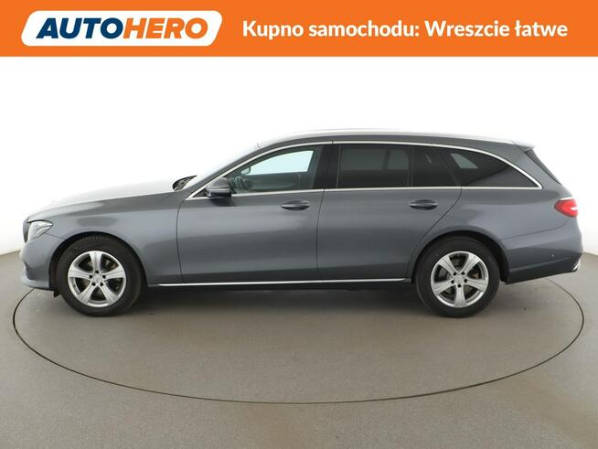 Mercedes E 200 full led navi kamera grzane fotele hak automat Warszawa - zdjęcie 2