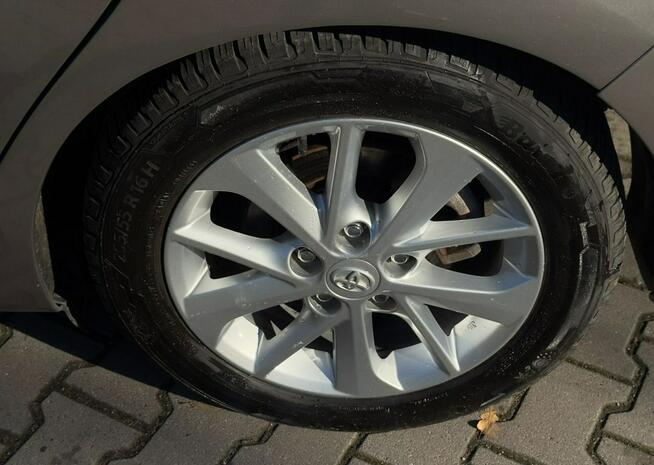 Toyota Auris navi/aso/kamera/pod.siedz/asystent parkowania Ruda Śląska - zdjęcie 6