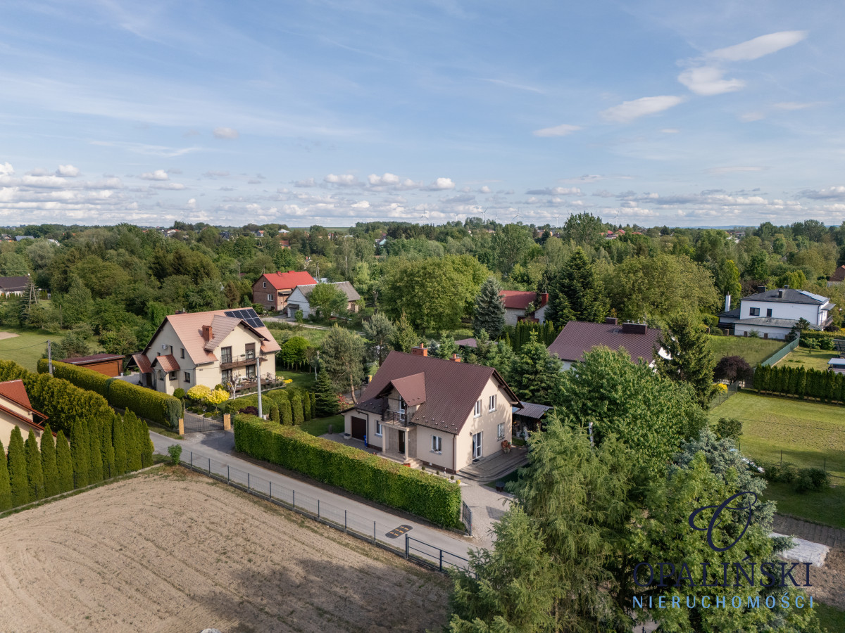 Dom z ogrodem i garażem umeblowany i wyposażony Łańcut - zdjęcie 5