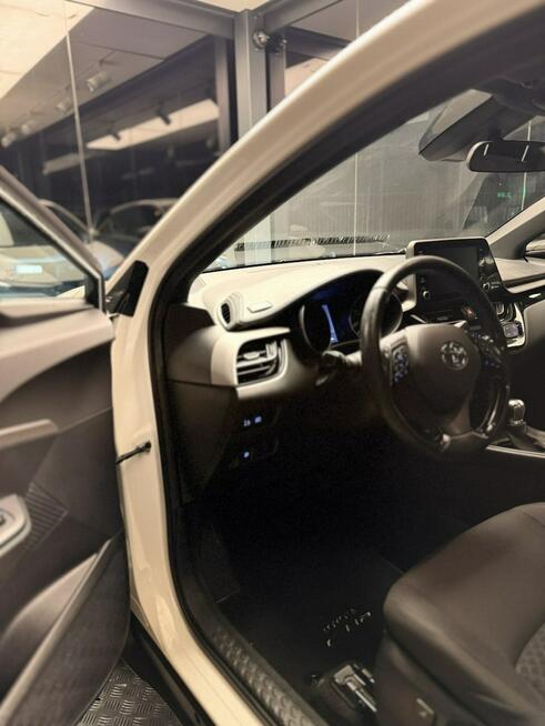 C-HR 1.8 ElHYBRID Active, bezwyp, IIkmpl kół, stan bdb,f-ra Vat brutto Radom - zdjęcie 11