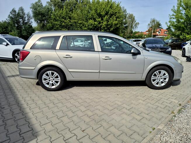 Opel Astra Benzyna Konstancin-Jeziorna - zdjęcie 7